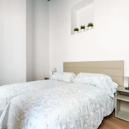 Leoncillos * Seville